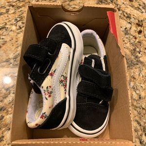 Ditsy floral Velcro toddler vans